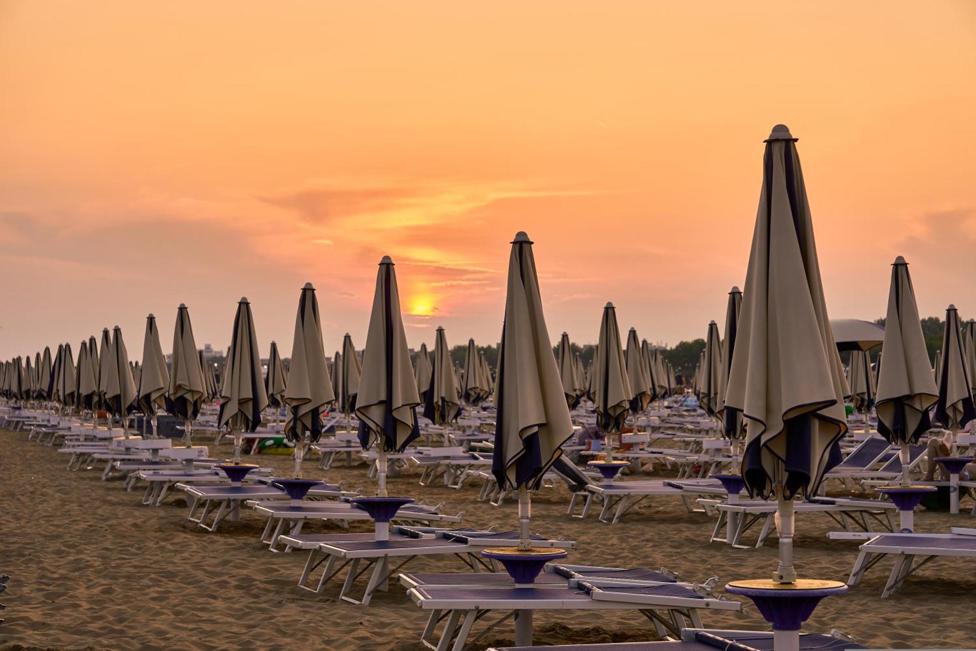 Coastal Comfort In Lido Del Sole With Sea View Bibione Exterior photo